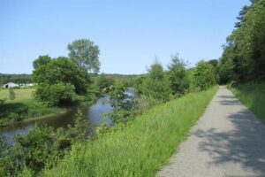 Vermont's Lamoille Valley Rail Trail - Rails to Trails Conservancy ...