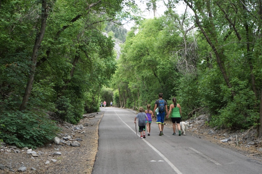 The flat surface and gentle grade of the Provo River Parkway attract many family groups. | Photo by Cindy Barks