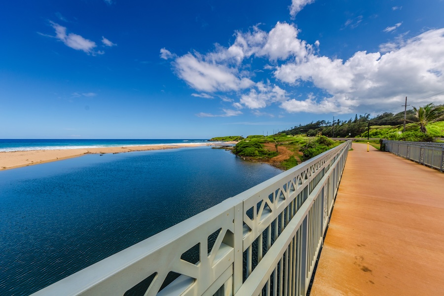 Ke Ala Hele Makālae bridge | Photo by Kevin Clark