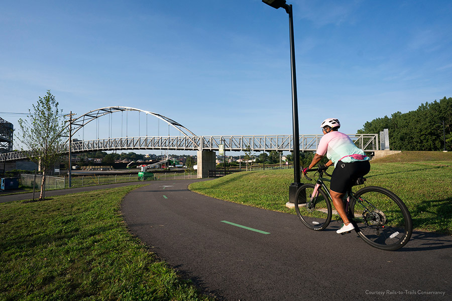 Ohio's Cleveland Foundation Centennial Lake Link Trail | Photo by Jason Cohn