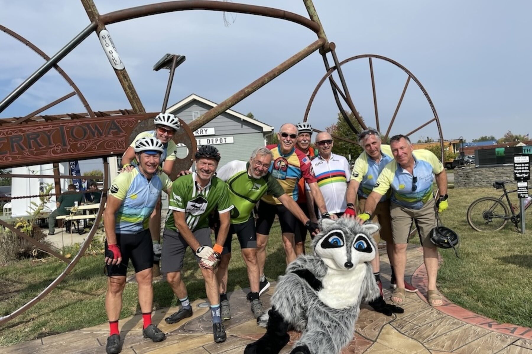 Trailbalzer ride on Iowa's Raccoon River Valley Trail | Photo by Jimmy O'Connor