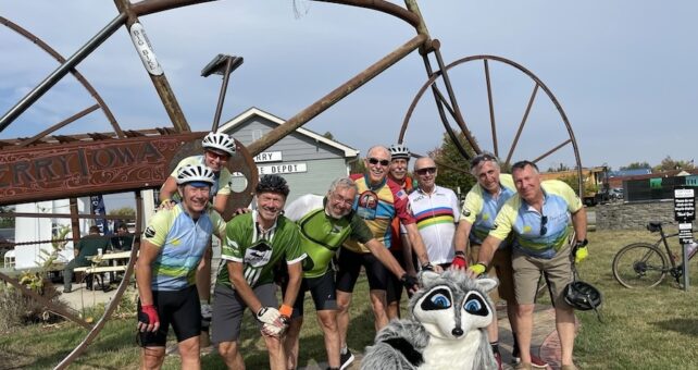 Trailbalzer ride on Iowa's Raccoon River Valley Trail | Photo by Jimmy O'Connor