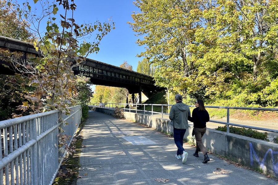 Washington's Burke-Gilman Trail's Sunset Hill section | Photo by Cindy Barks