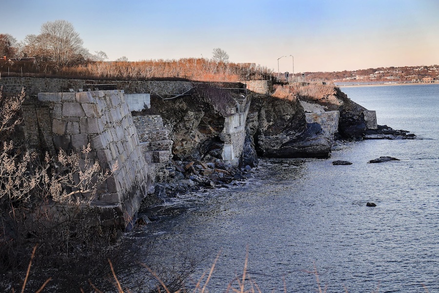 Collapsed portion of the Newport Cliff Walk | Image courtesy Boston Globe