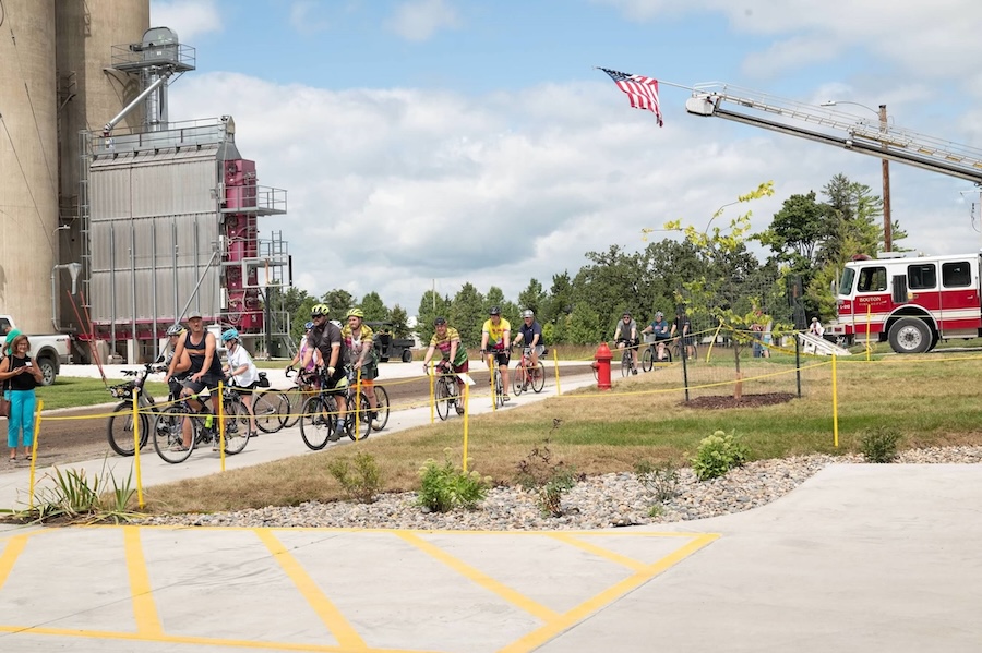 Iowas' High Trestle Trail to Raccoon River Valley Trail Connector | Photo Courtesy of Iowa Bicycle Coalition